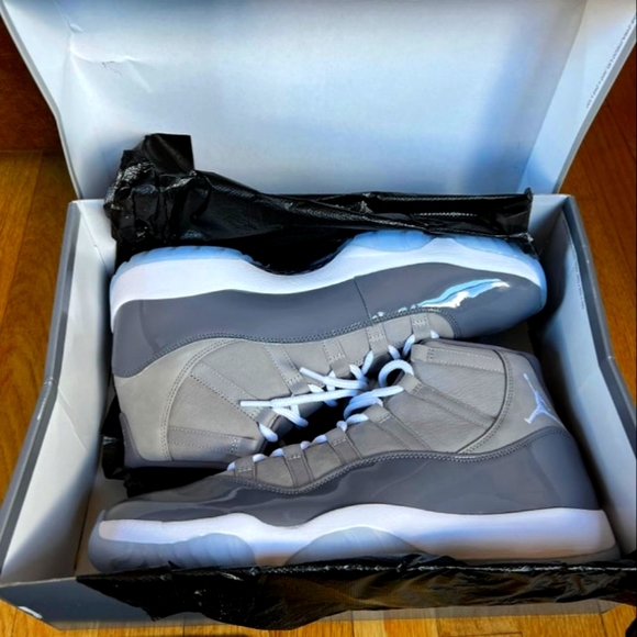 Jordan 11 Cool Greys